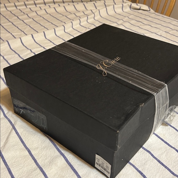 J. Crew NWT Fiona Kitten-Heel Ankle Boots - Picture 2 of 2